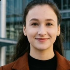 Julia Fox profile photo